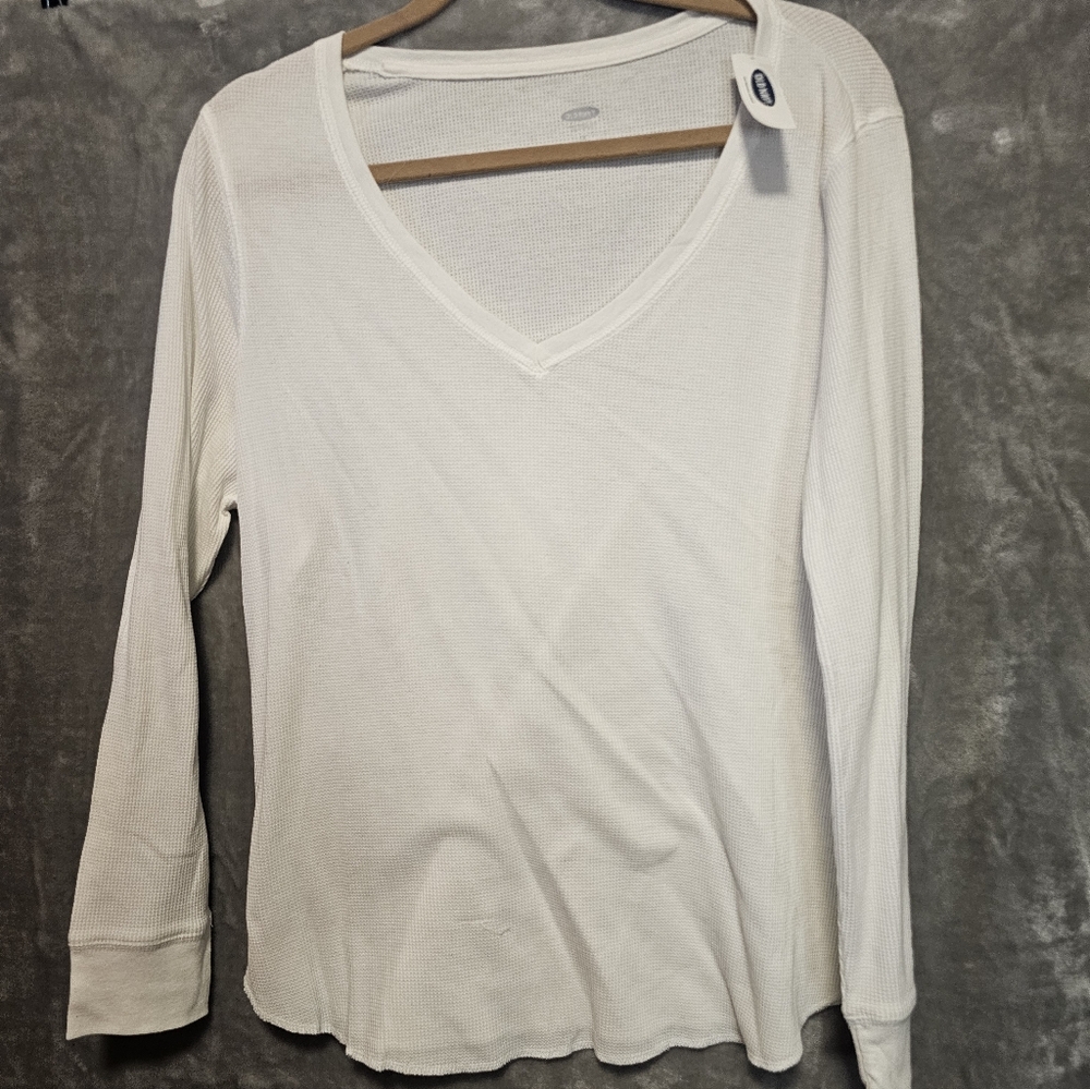 NWT Old Navy V Neck White Thermal Long Sleeve 1X